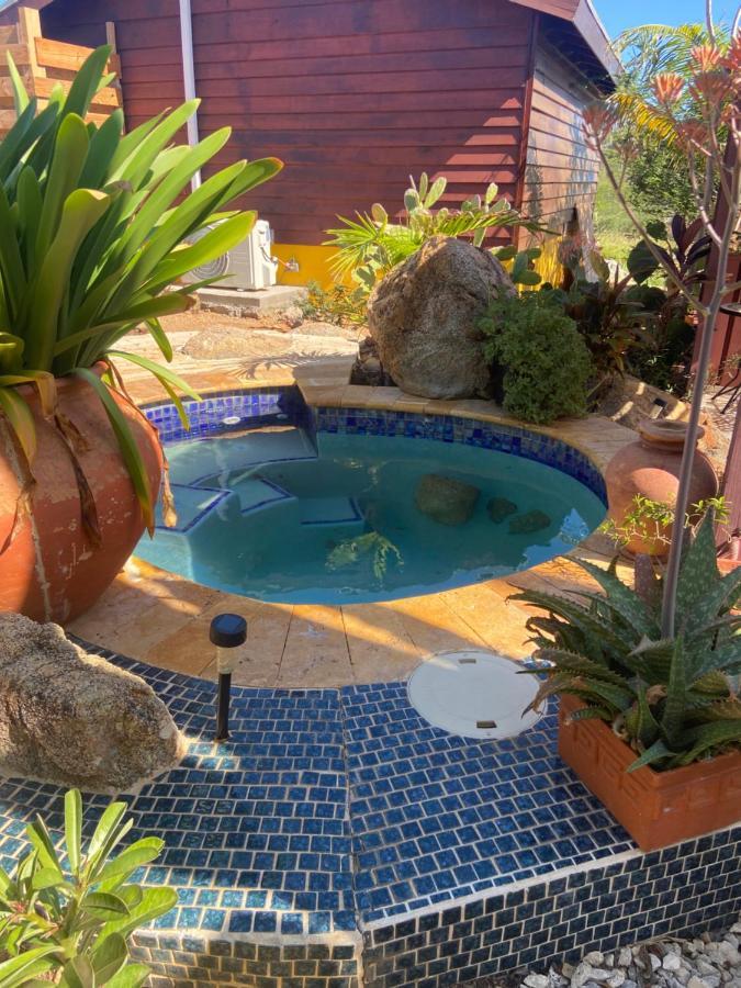 Cozy Studio With Private Spa Oranjestad Exteriör bild