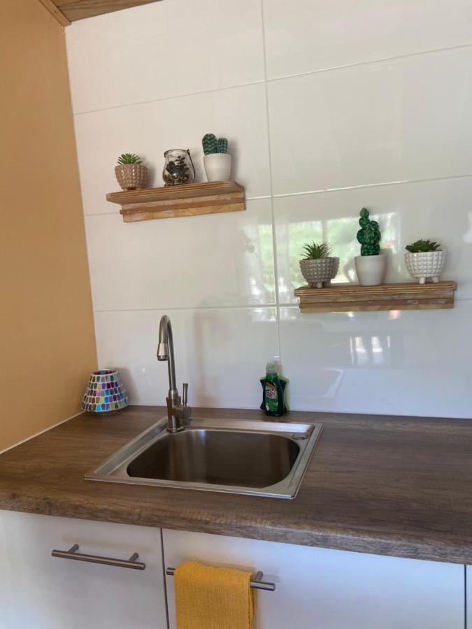 Cozy Studio With Private Spa Oranjestad Exteriör bild